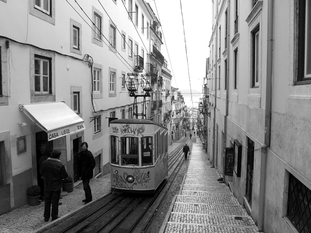 Streets of Lisbon 04